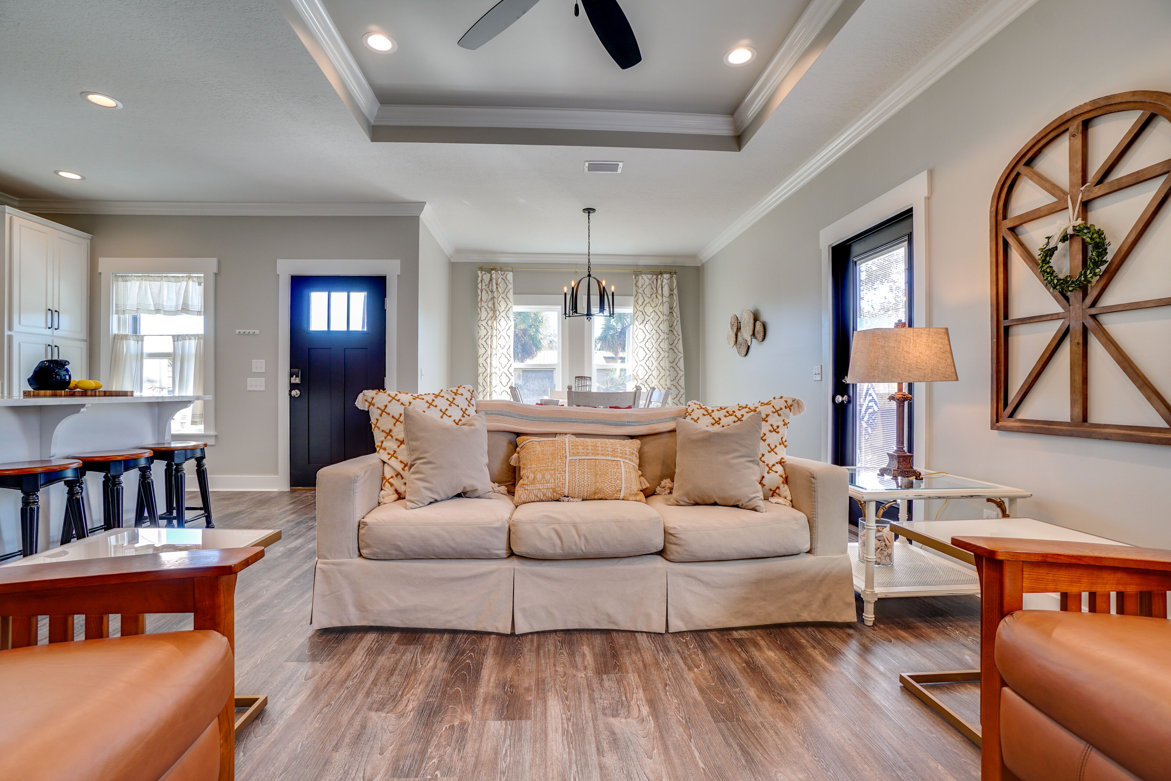 Veteran owned and managed in Laguna Beach. 