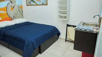 2 bedrooms, desk, travel crib, free WiFi