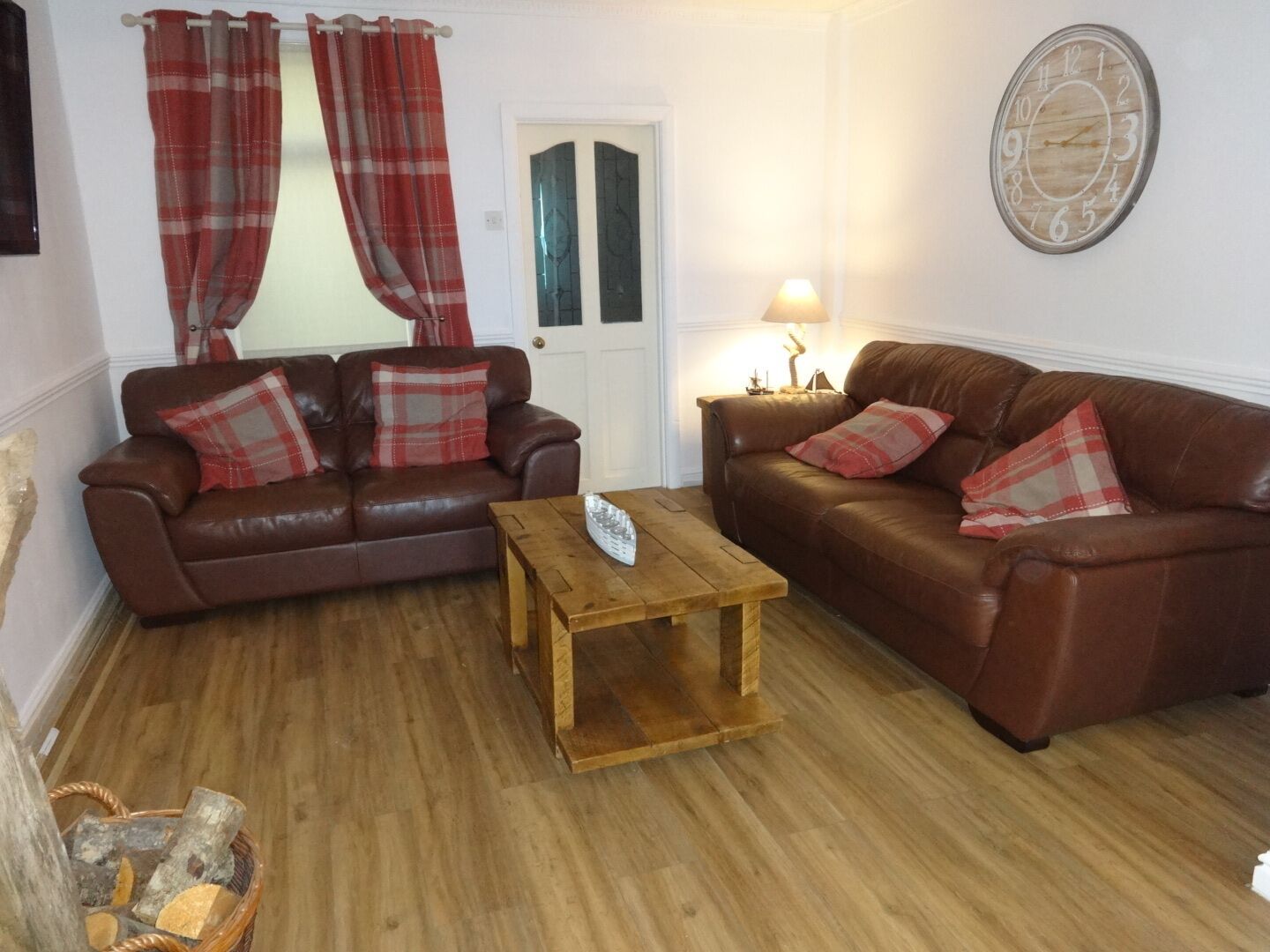 Cottage | Living room | 30-inch TV with digital channels, fireplace