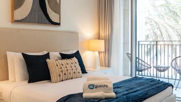 Deluxe Apartment | Free WiFi, bed sheets