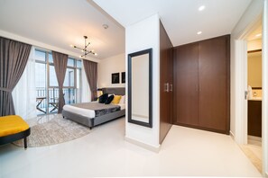 Apartamento clássico | 2 quartos, Wi-Fi de cortesia, roupa de cama