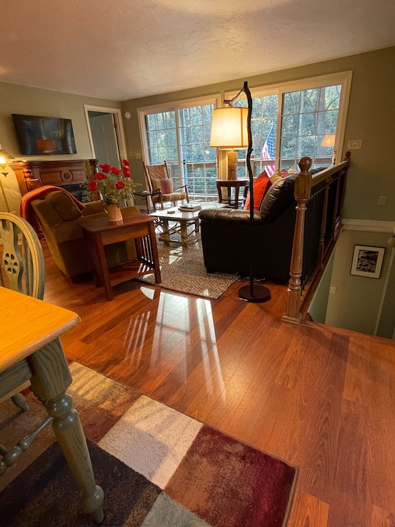 Creek Side Cottage With Fire Pit. Walk To Cashiers. Dog Friendly. - Cashiers, NC