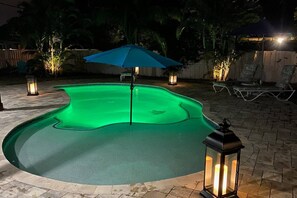 Indoor pool, a heated pool - Tropical Luxury Escape – Heated Pool, Pets OK, IMG (Bradenton)