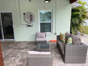 Terrace/patio - Tropical Luxury Escape – Heated Pool, Pets OK, IMG (Bradenton)