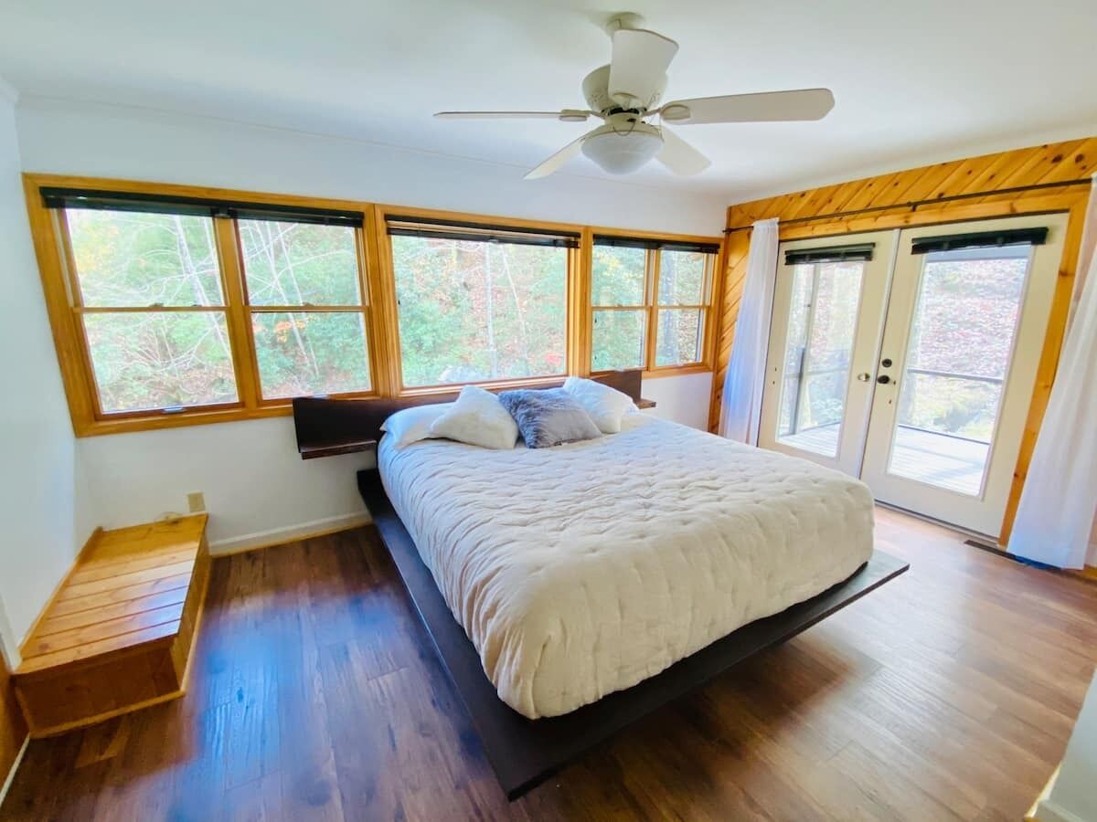 3 soverom, safe på rommet, wi-fi og sengetøy