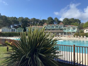 Piscine extérieure, piscine chauffée