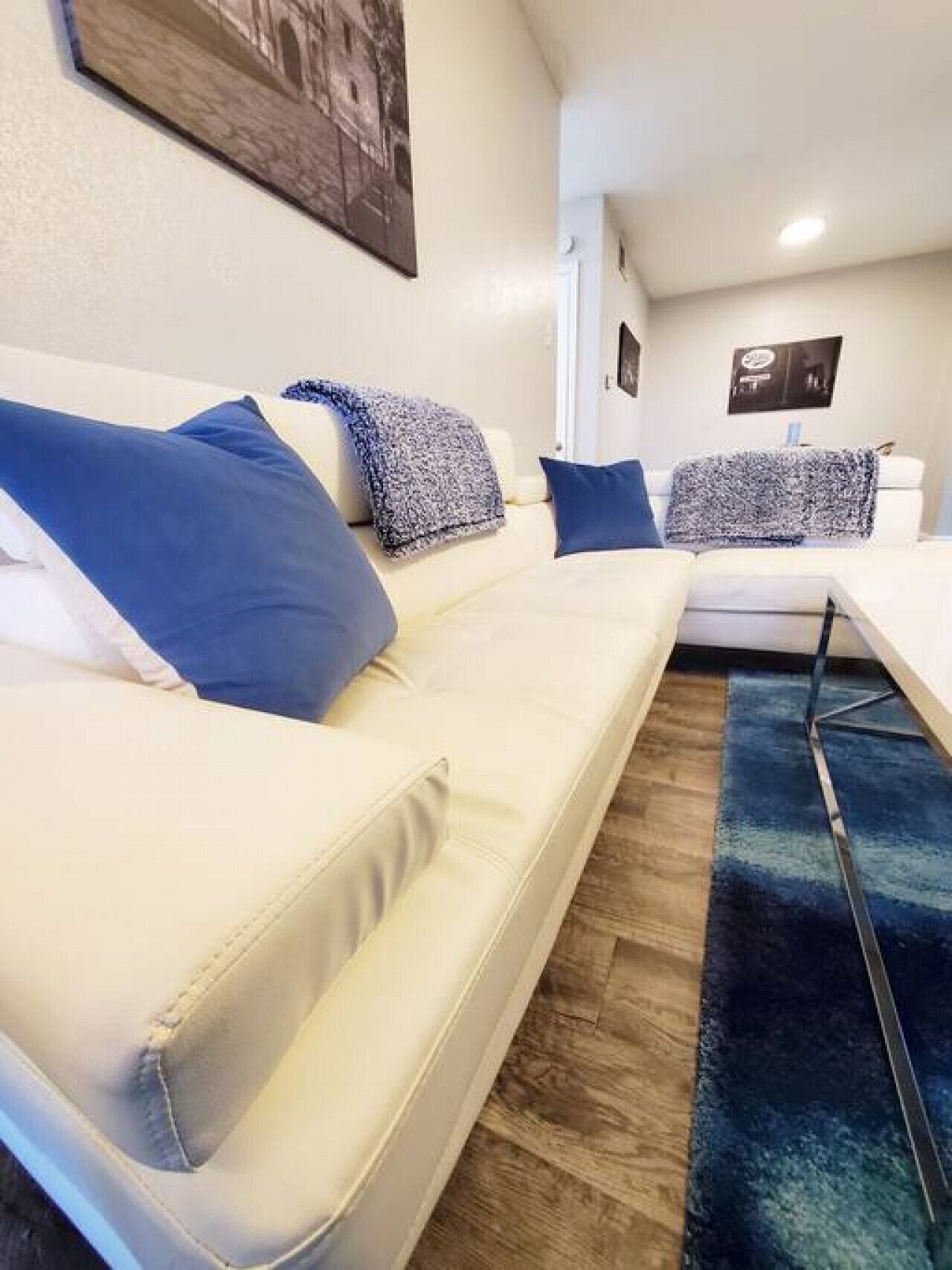 Télévision, Netflix, Hulu, livres