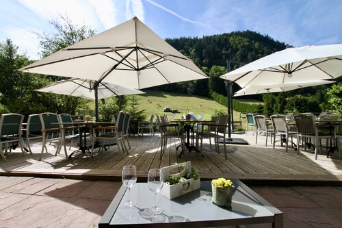 Gite sleeps 16 - Holidays/Seminars/WE