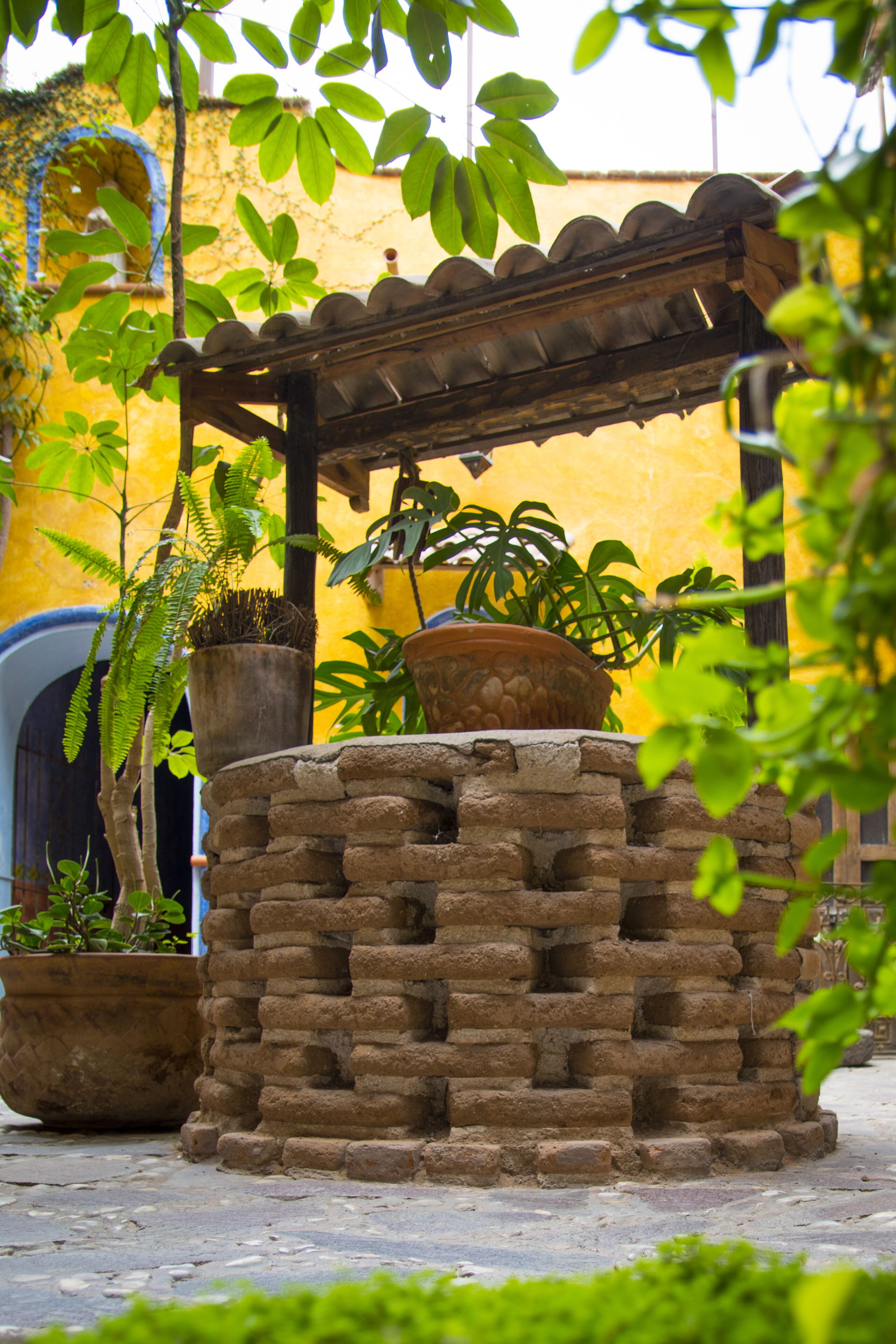 32-inch tv with cable channels