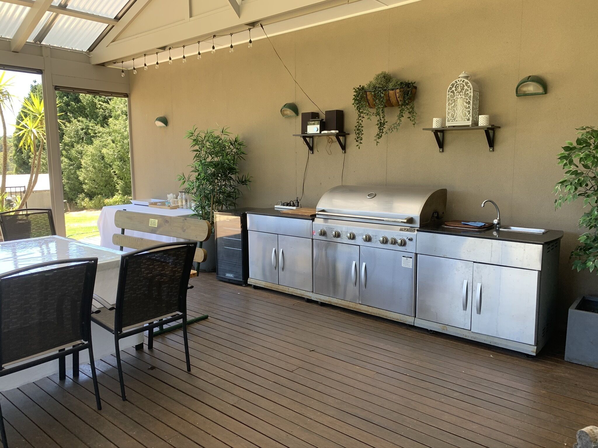 Resort style home set among boutique vineyards.   — image 7