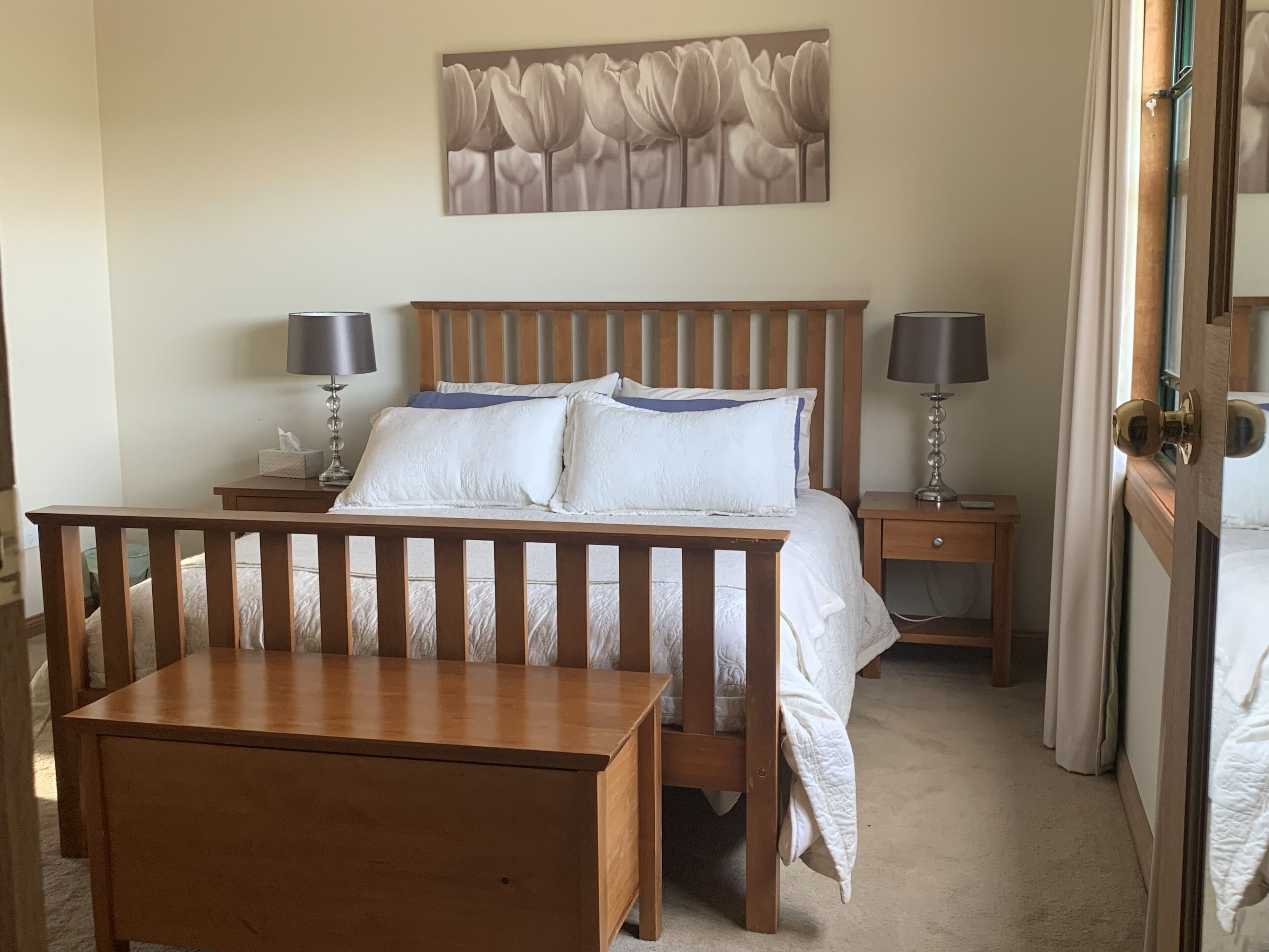 Resort style home set among boutique vineyards.   — image 20