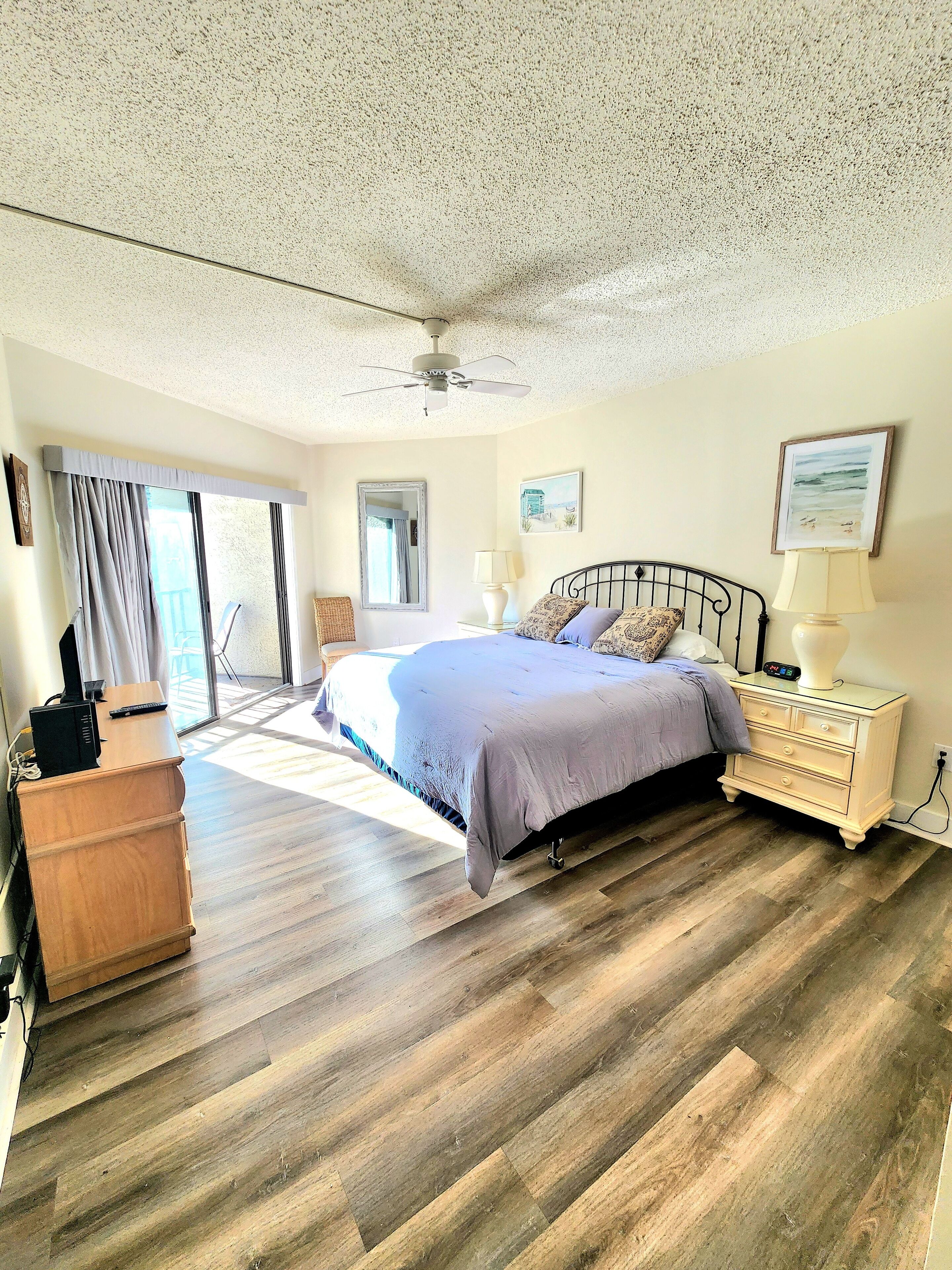 2 bedrooms, desk, iron/ironing board, free WiFi