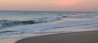 Shore Beats Work! (2040 Sq ft)