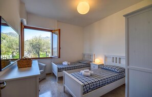 3 bedrooms, travel cot, free WiFi