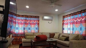 Smart TV - Death Valley Gateway -Suite B (Beatty)
