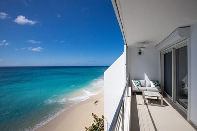 NEW STUNNING VILLA, VILLA SONRISA, BEACHFRONT_OCEAN VIEW