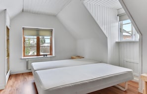 2 bedrooms, free WiFi - Amazing home in Kruså with WiFi (Kruså)