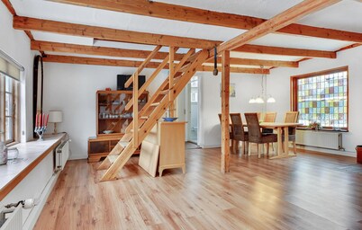 Amazing home in Kruså with WiFi