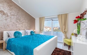 8 Schlafzimmer, Zimmersafe, Reisekinderbett, kostenloses WLAN