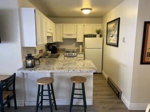 Private kitchen - Mountain condo in  Brian Head (Brian Head)