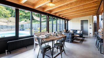用餐