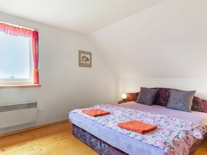 3 Schlafzimmer, Reisekinderbett, kostenloses WLAN