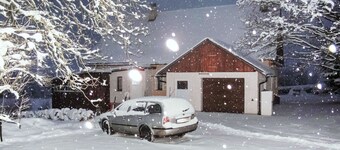 Estupenda casa de vacaciones  con WIFI, TV, patio, vista panorámica y aparcamiento
