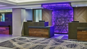 Lobby - San Diego CA | Gaslamp Eats & Bay Breezes | Pool + Gym (San Diego)