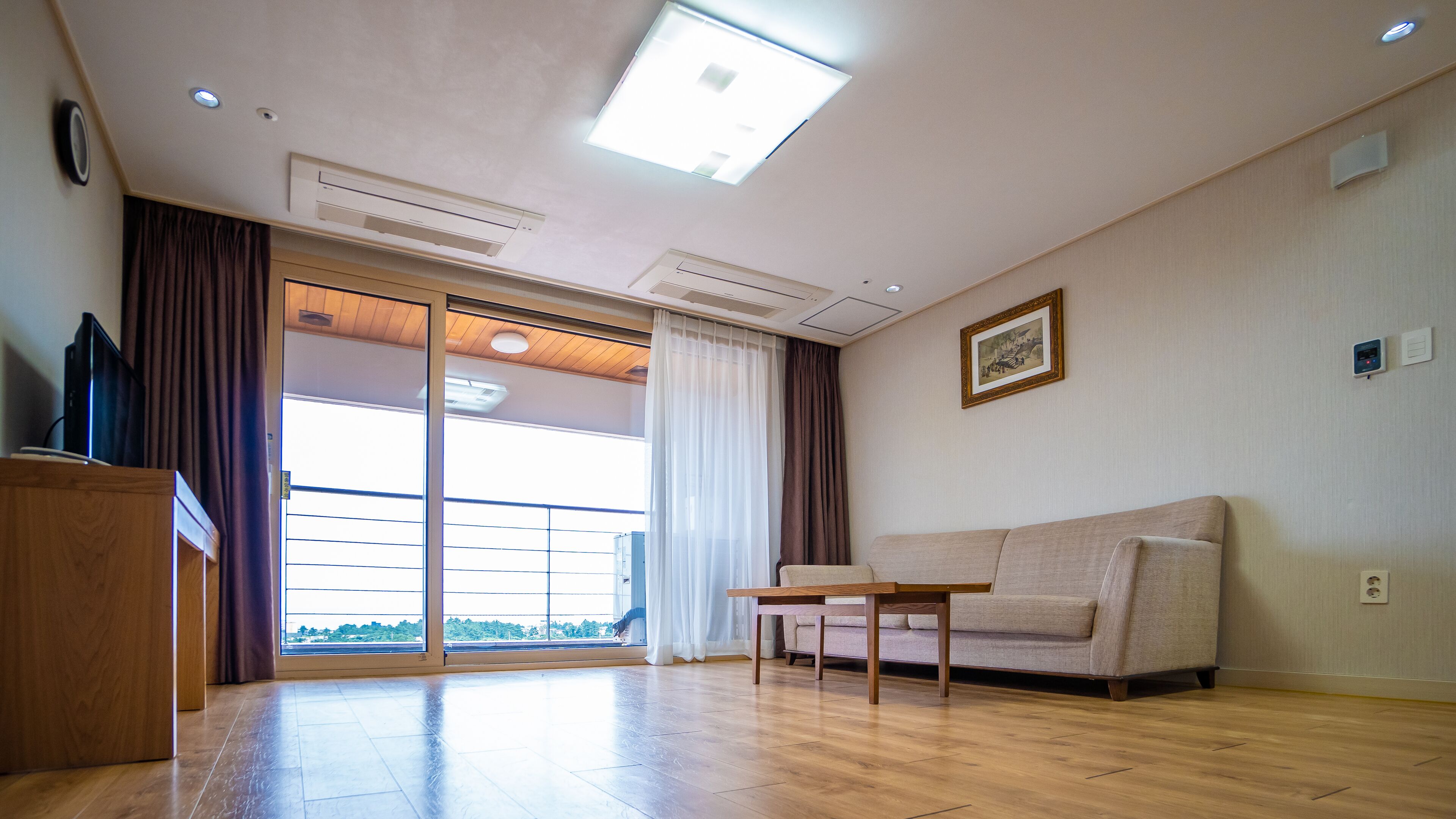 1 bedroom, soundproofing, free wifi, bed sheets