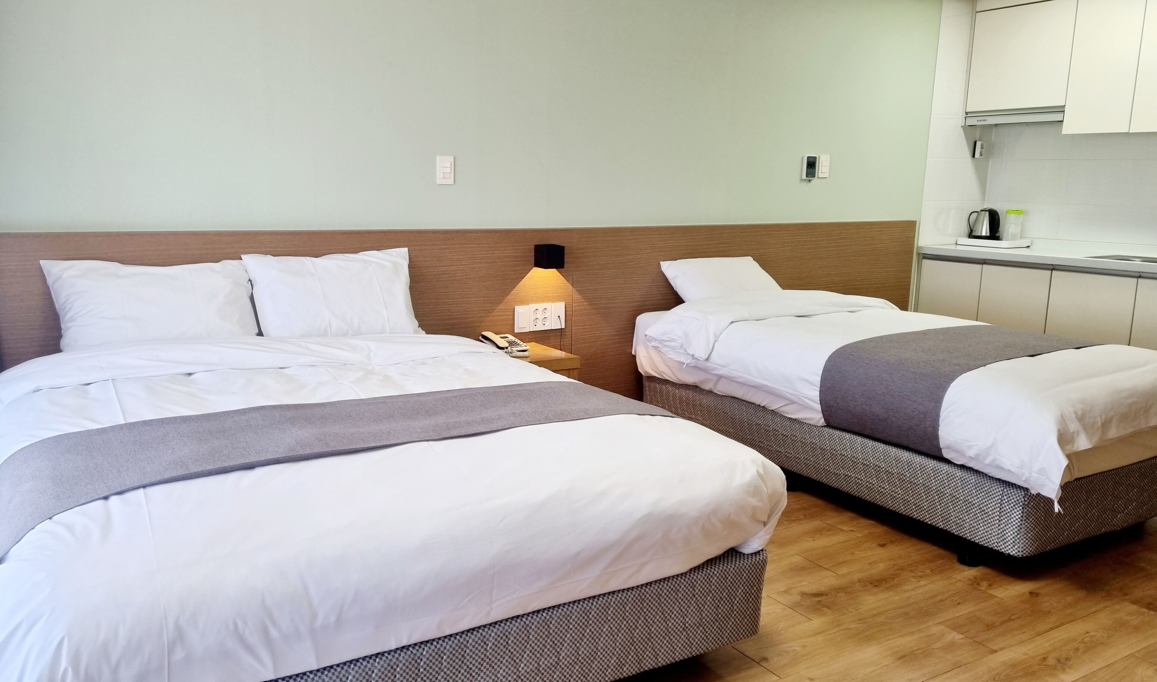 Chambres insonorisées, Wi-Fi gratuit, draps fournis