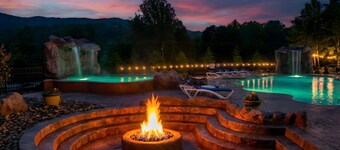 Romantic · Hot Tub · Pool · Pickleball · Game Room · Fairy Suite | Gatlinburg