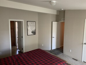 4 quartos, ferros/tábuas de passar roupa, Wi-Fi (sobretaxa)