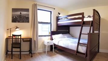 4 bedrooms, desk, iron/ironing board, free WiFi