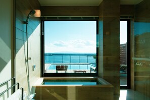 Private Vacation Home, Non Smoking | Bathroom