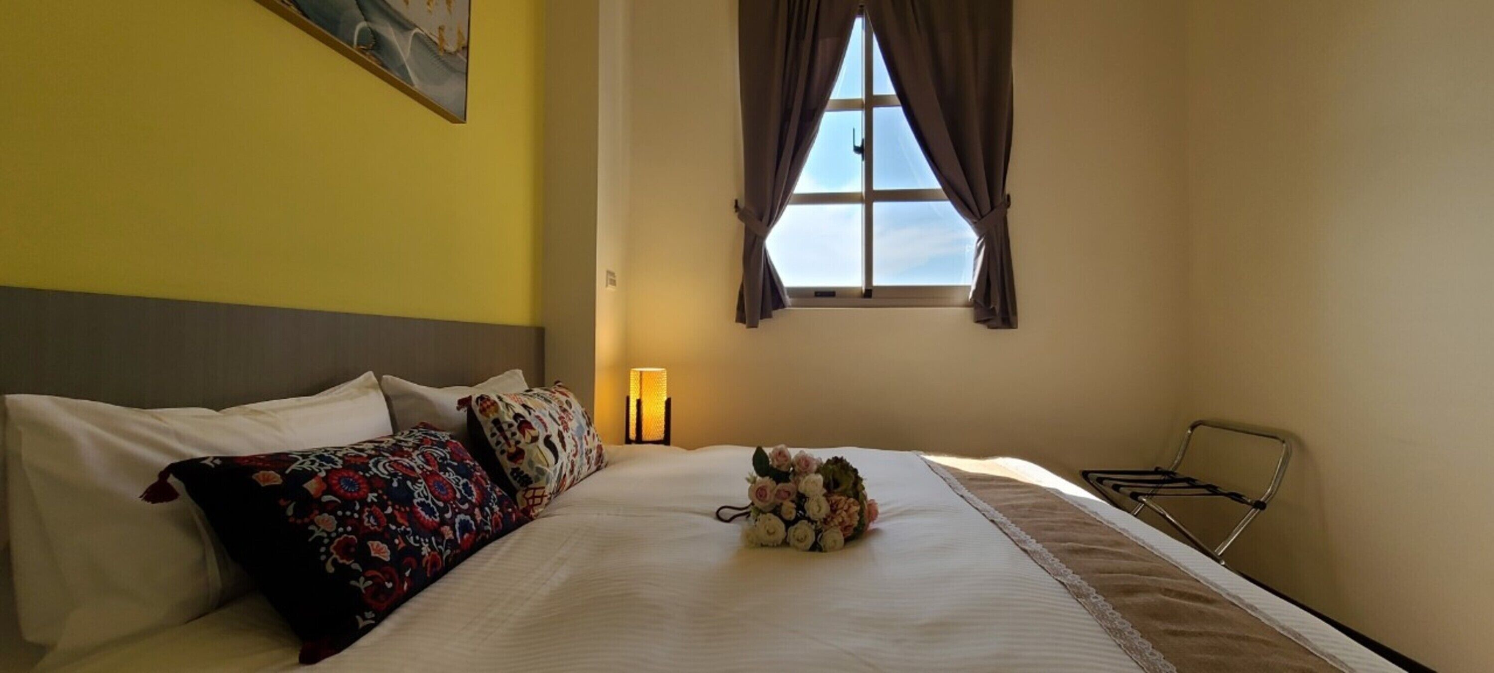 Deluxe Suite, 2 Bedrooms Suite, 1 King Bed, 1 Single Bed, Balcony