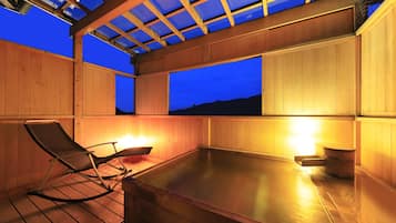 Huone, tupakointi kielletty (Suite, with Open-Air Bath) | Yksityinen kuumavesiallas