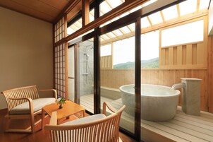 Deluxe Room with Semi-Open-Air Bath, Non Smoking