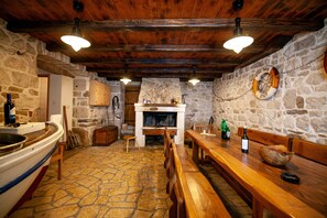 Dining - Holiday Home The Beach House (Dugi Rat)