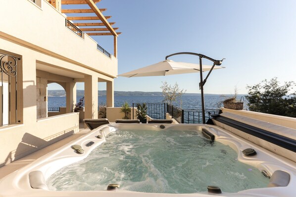 Terrace/patio - Holiday Home The Beach House (Dugi Rat)