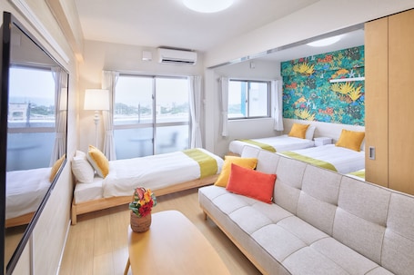 Studio Apartment, Non Smoking | 2 bedrooms, down comforters, blackout drapes, soundproofing