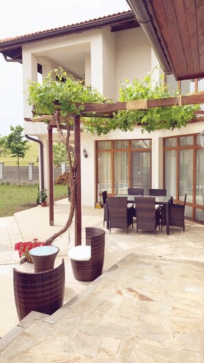 Terrace/patio - Generaator House (Pomorie)