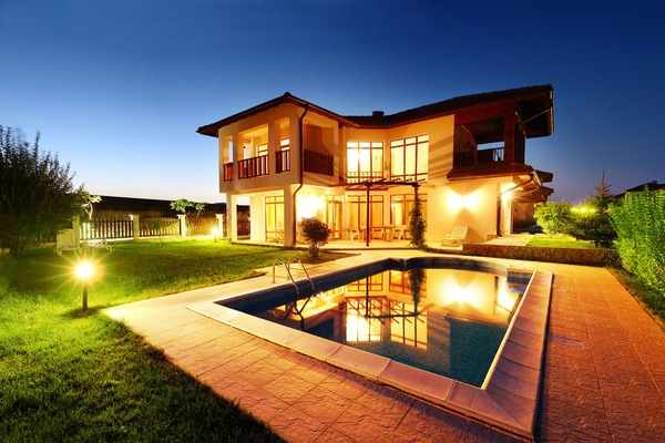 Front of property - evening/night