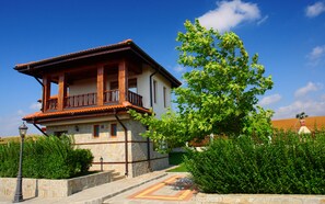 Exterior - Generaator House (Pomorie)