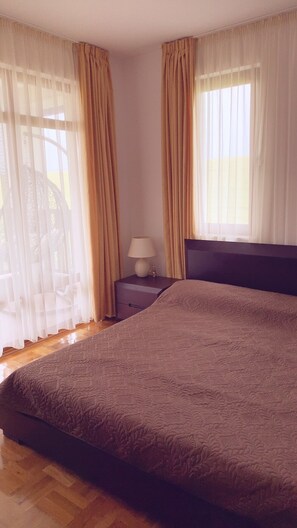 Familjevilla | 3 sovrum, individuell inredning, strykjärn/strykbräda och gratis wi-fi