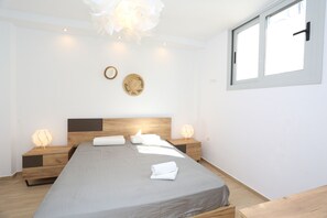 4 chambres, fer et planche à repasser, Wi-Fi, draps fournis