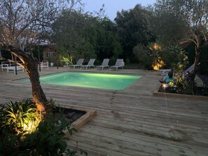 Outdoor pool, a heated pool