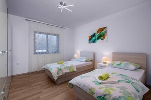 Apartment (A1)