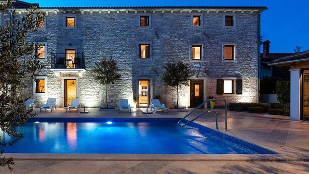 Outdoor pool - Villa Erman (Tinjan)