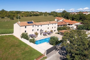 Villa | Exterior