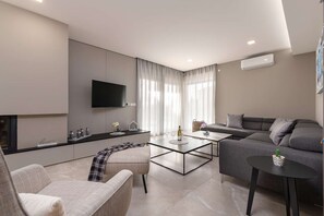 Villa | Living room